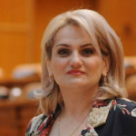 Deputata Alina Teiş, declaraţie politică: „Moțiunea de cenzură, doar un instrument de care se folosește opoziția pentru a-și crea capital de imagine ”