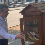 Prima bibliotecă în aer liber din Drobeta Turnu Severin, în parcul central